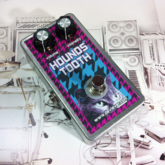 Devi Ever Hounds Tooth Fuzz